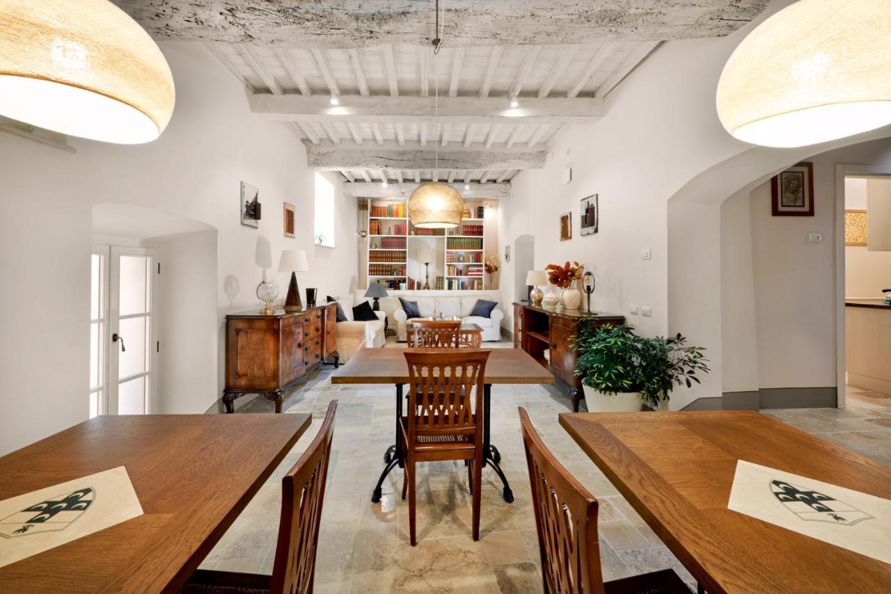 לינה וארוחת בוקר סרטאנו Palazzo Pio III - Residenza D'Epoca מראה חיצוני תמונה