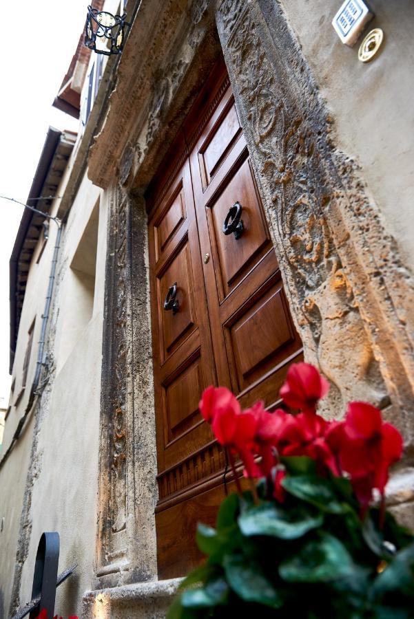 לינה וארוחת בוקר סרטאנו Palazzo Pio III - Residenza D'Epoca מראה חיצוני תמונה