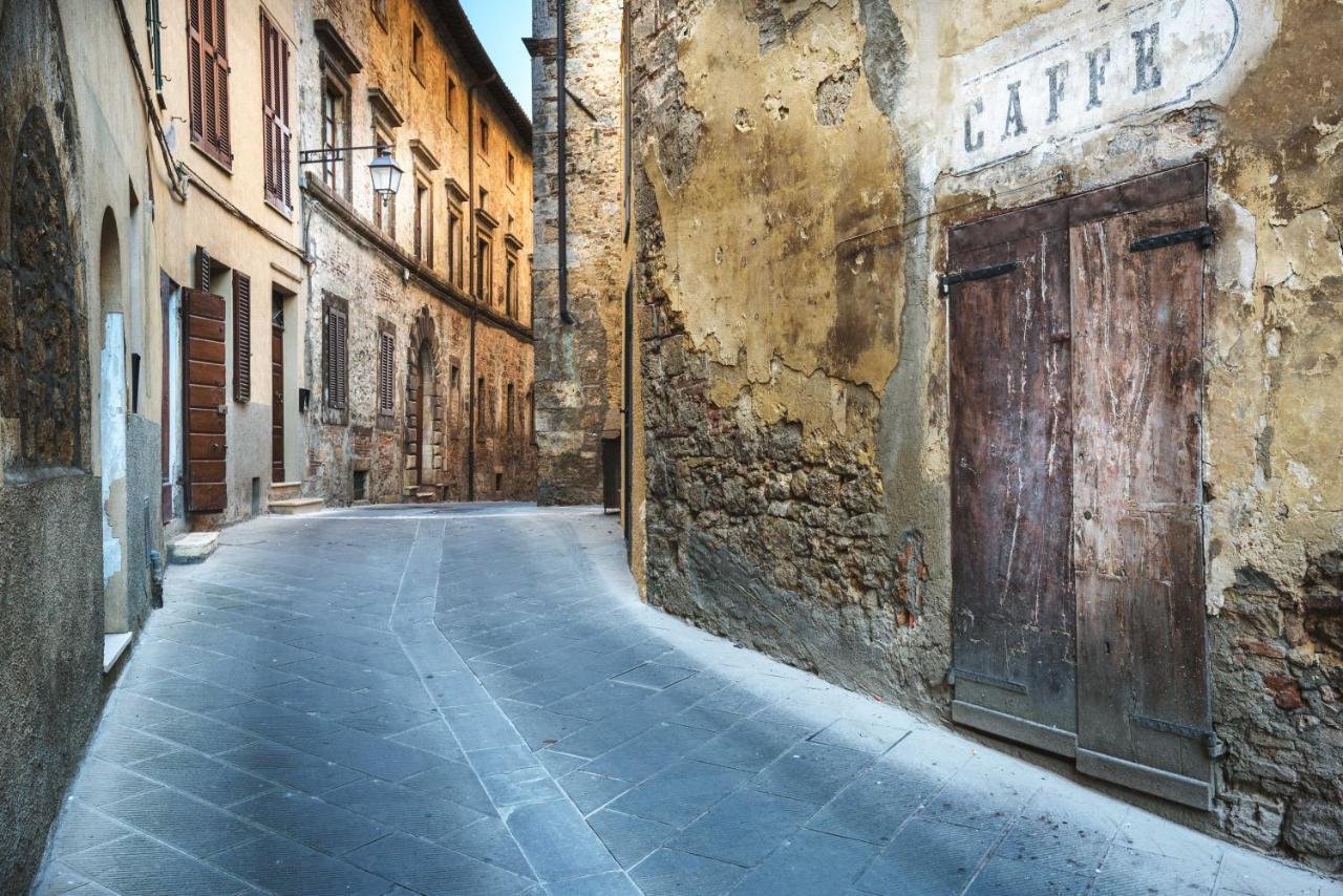 לינה וארוחת בוקר סרטאנו Palazzo Pio III - Residenza D'Epoca מראה חיצוני תמונה
