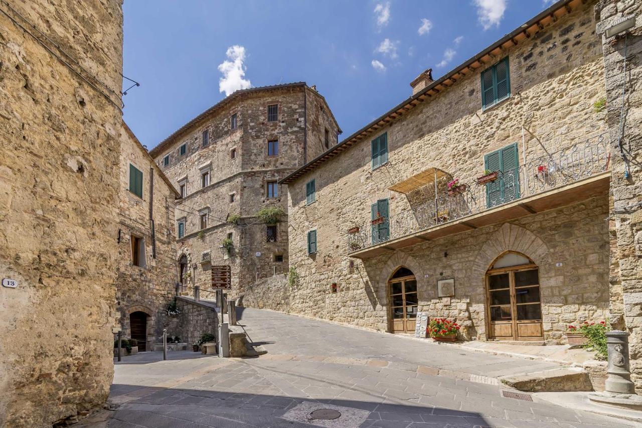 לינה וארוחת בוקר סרטאנו Palazzo Pio III - Residenza D'Epoca מראה חיצוני תמונה